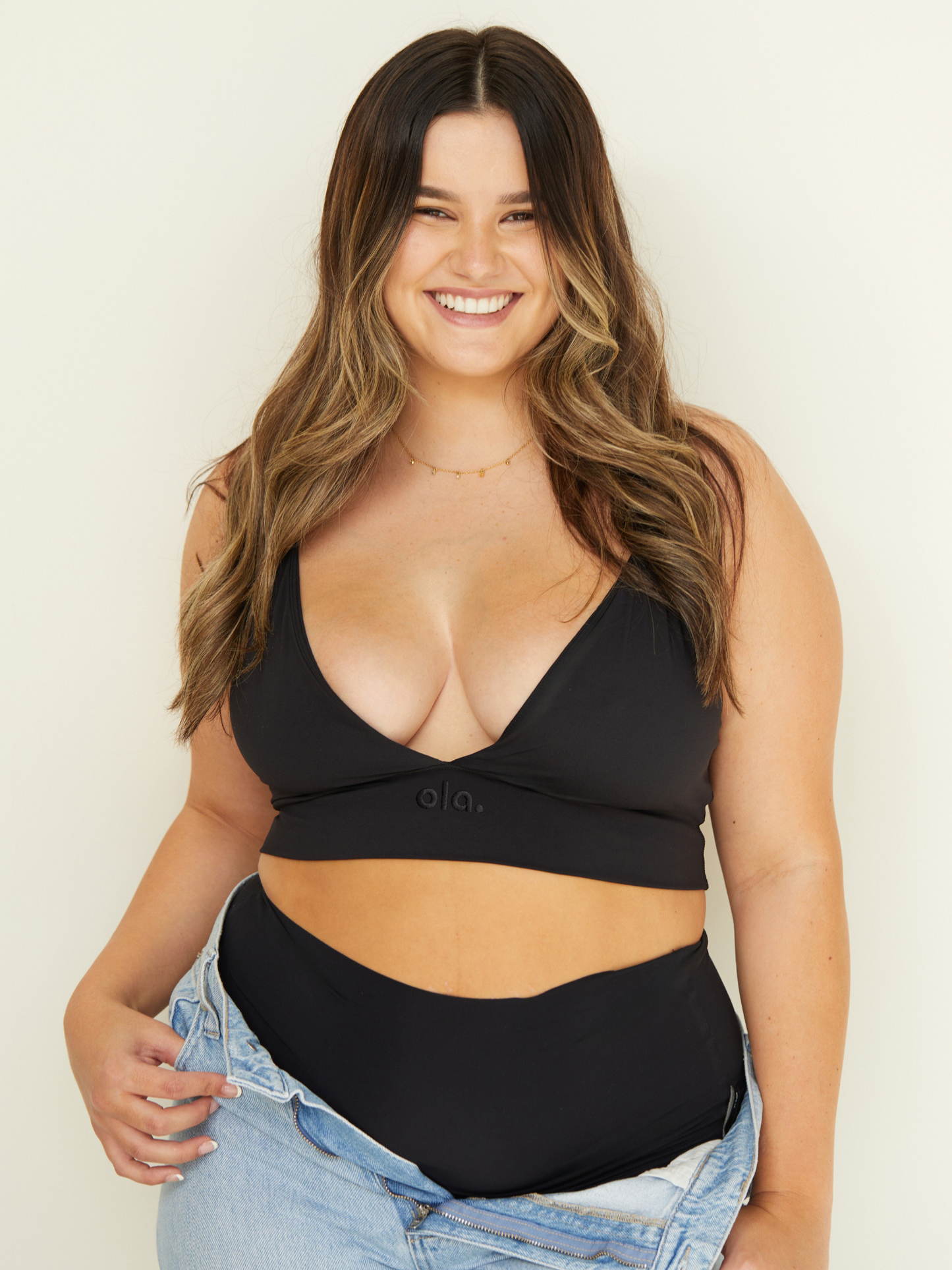 Deep V Plunge Crop Vash