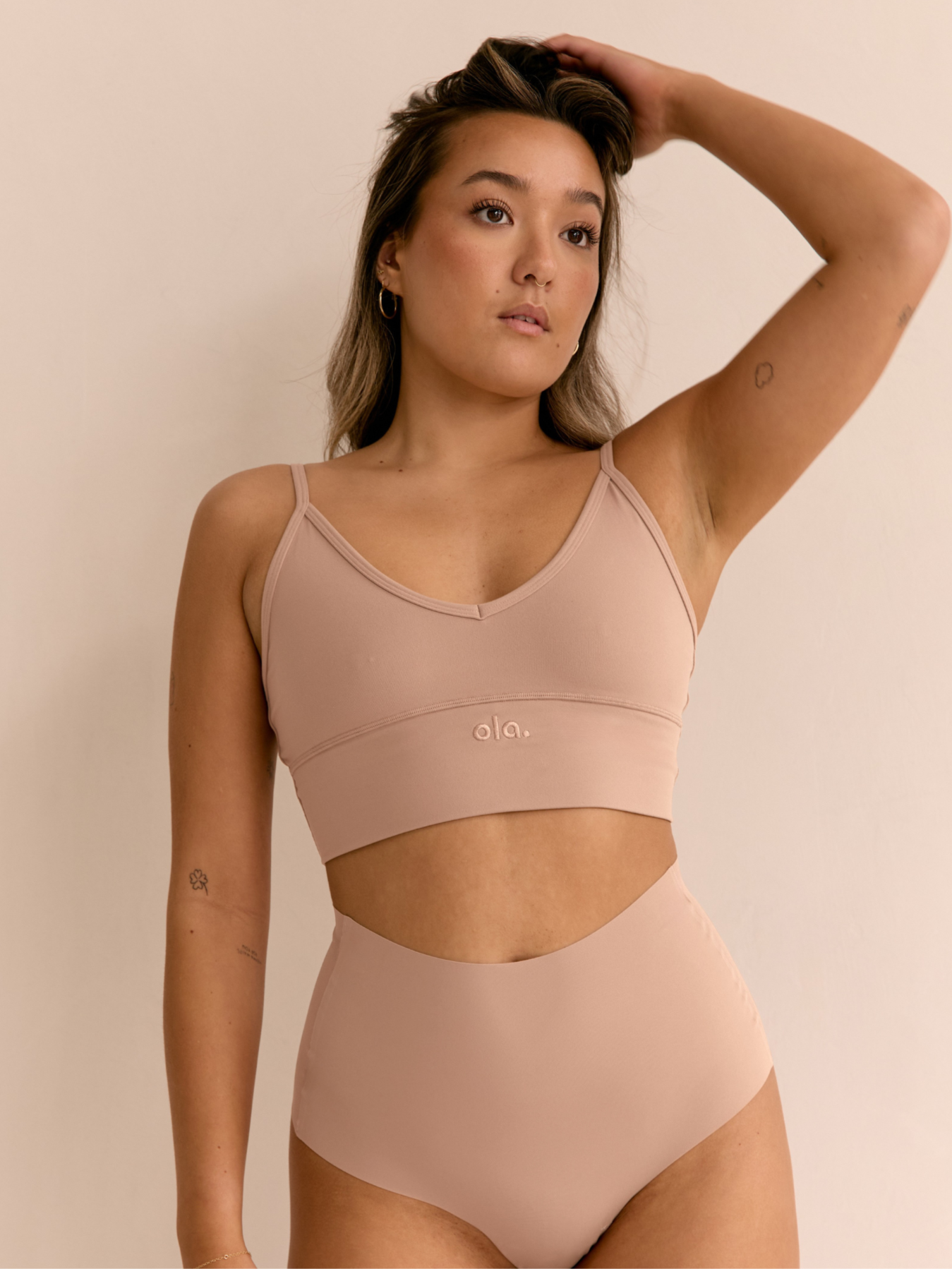 V Crop V2 – Cream Tan