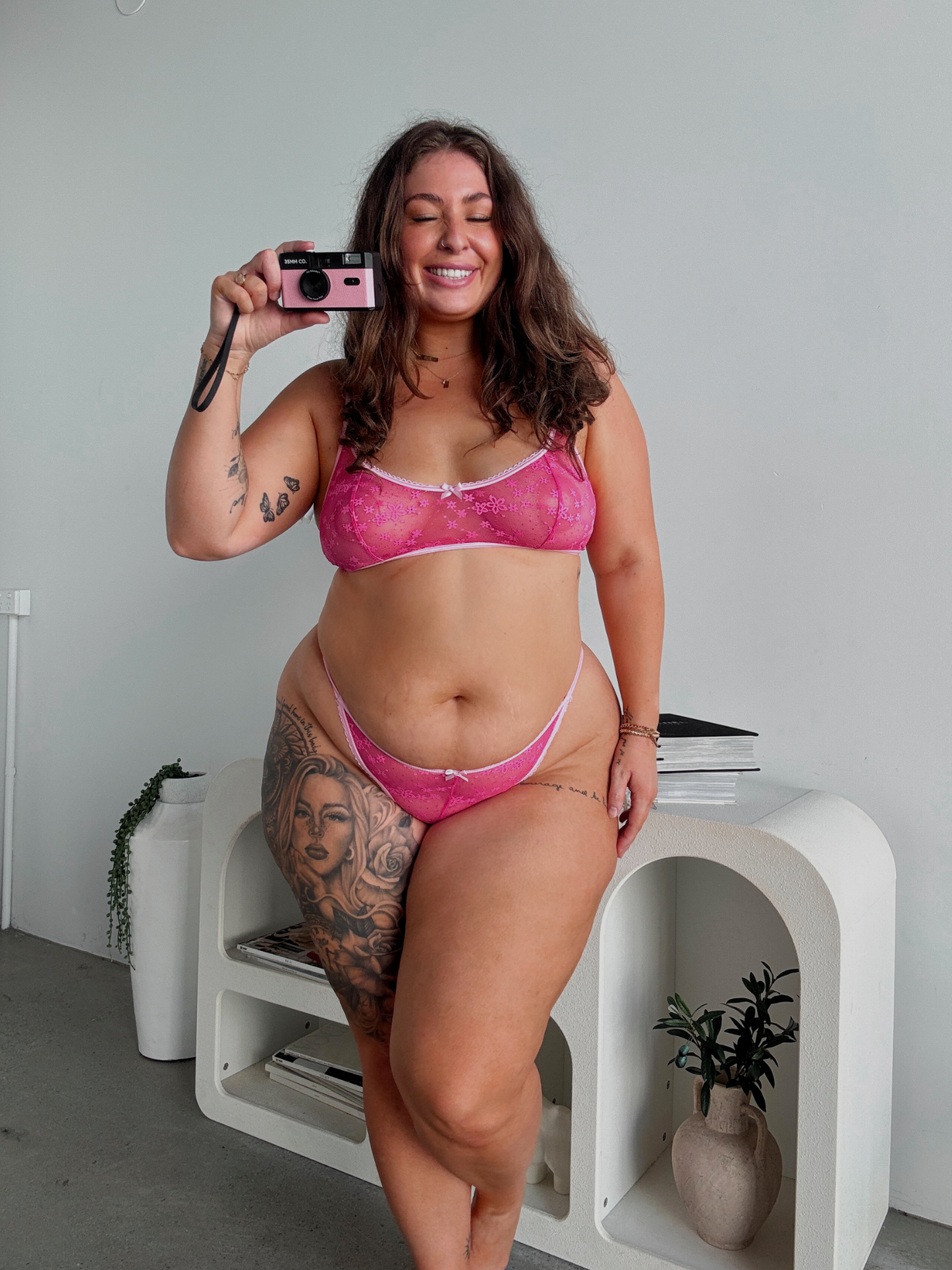 Lace Bralette – Pink