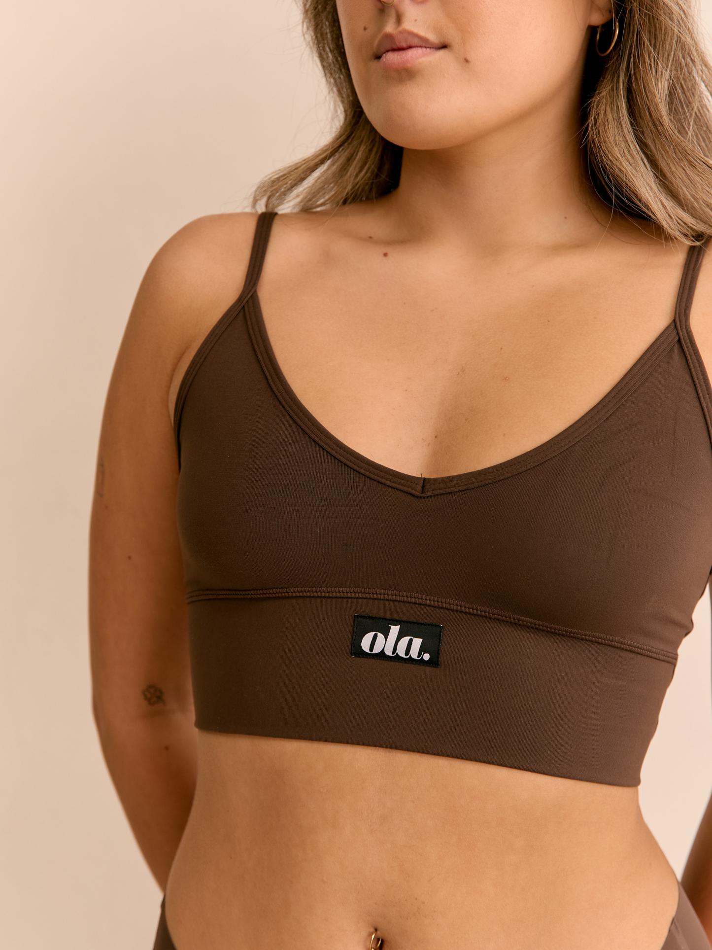 V Crop Bralette – Hot Fudge