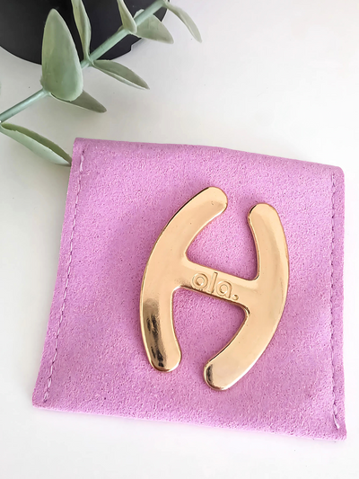 Strap Hack: The Ola Racerback Clip