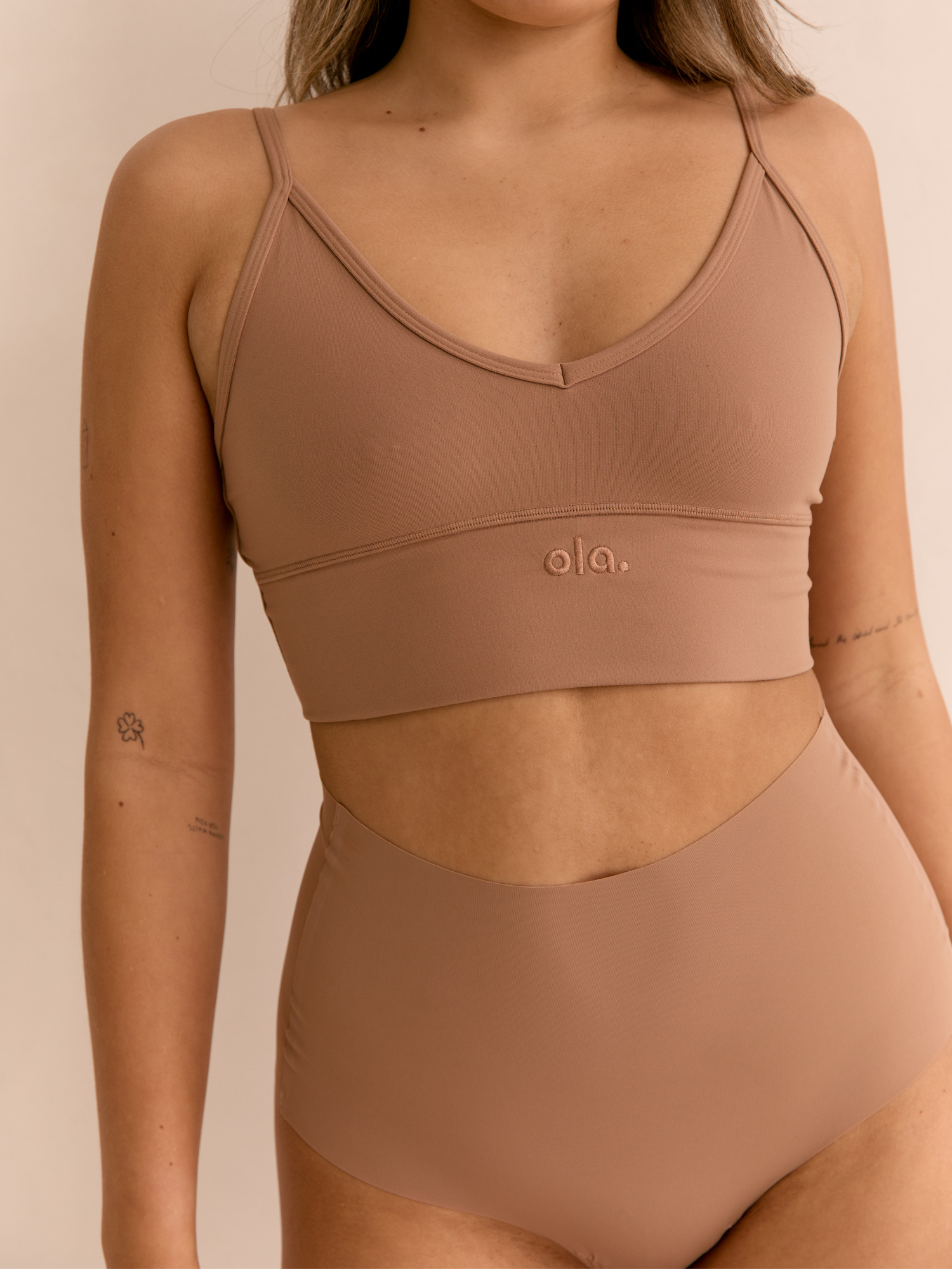 Macchiato High Rise Thong model lifestyle