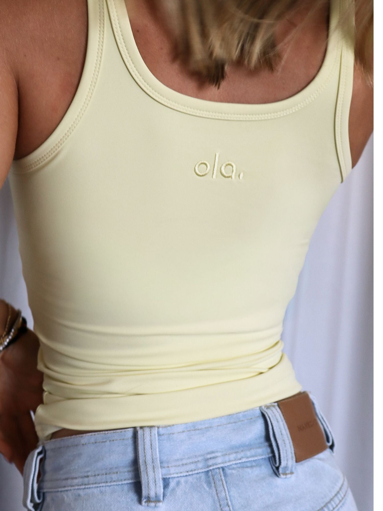 Lemon Sculpt Tank model side view