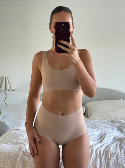 Comfort Crop – Cream Tan