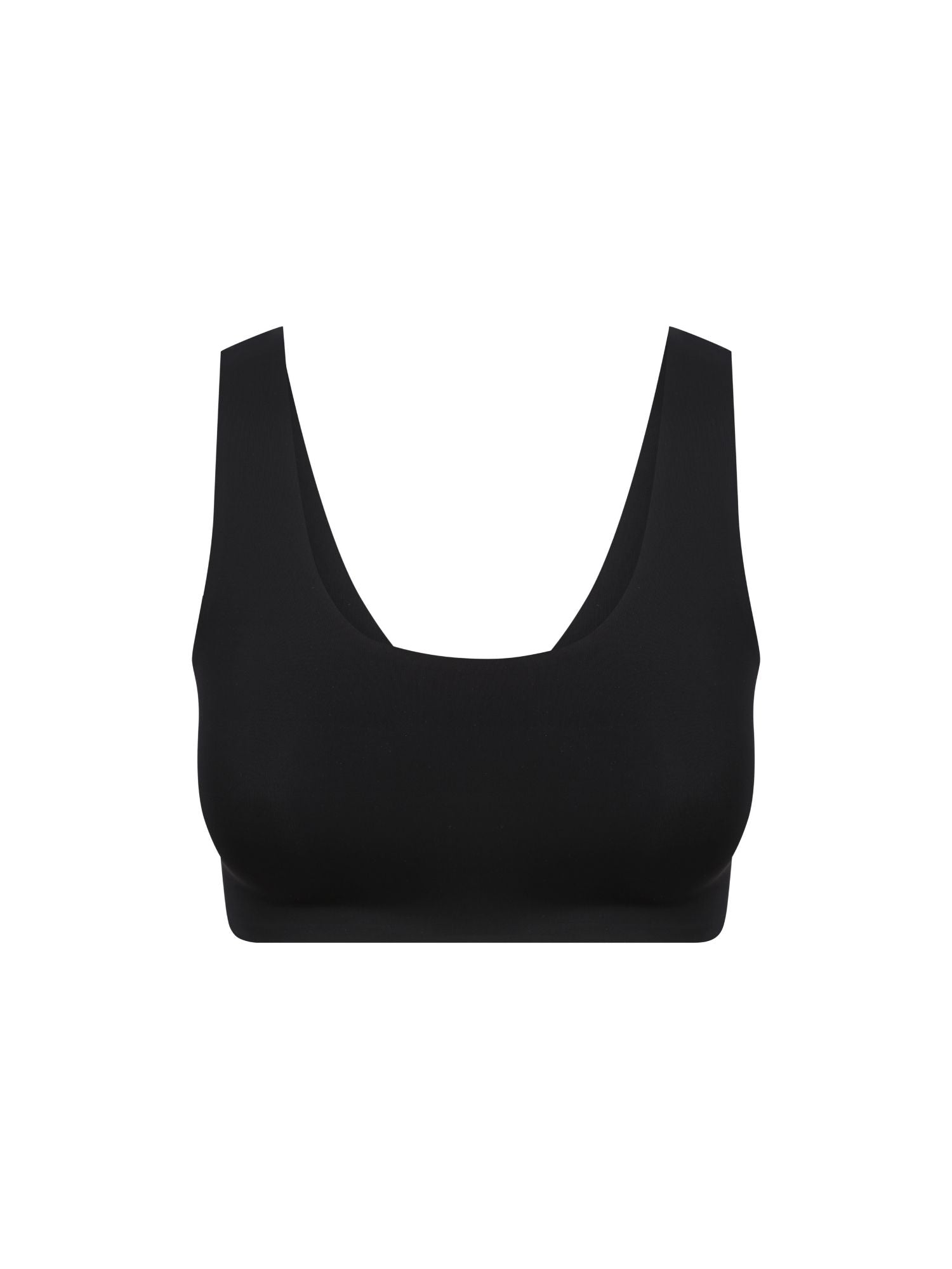 Black Comfort Crop model crop close-up