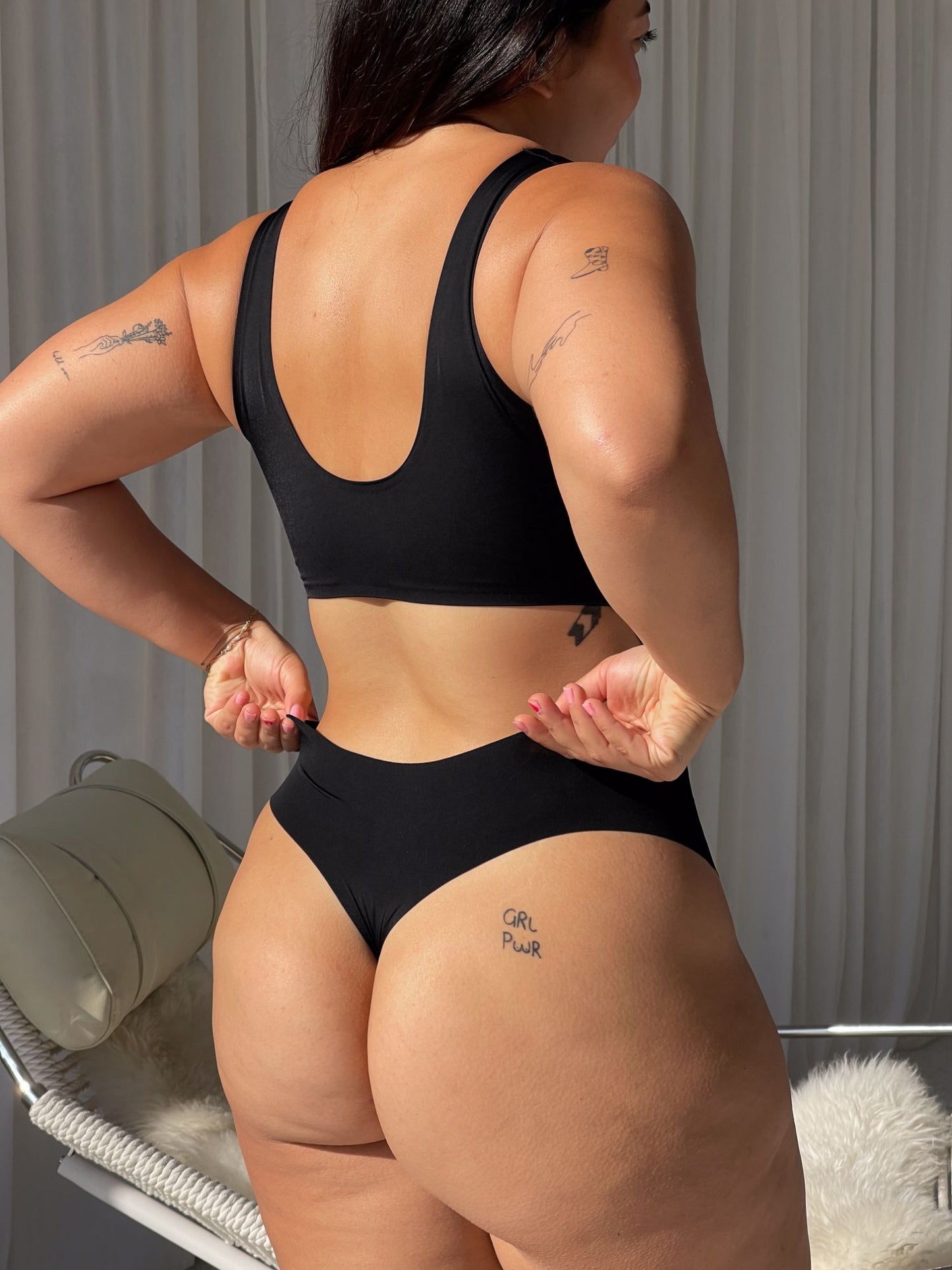 Comfort Crop – Black