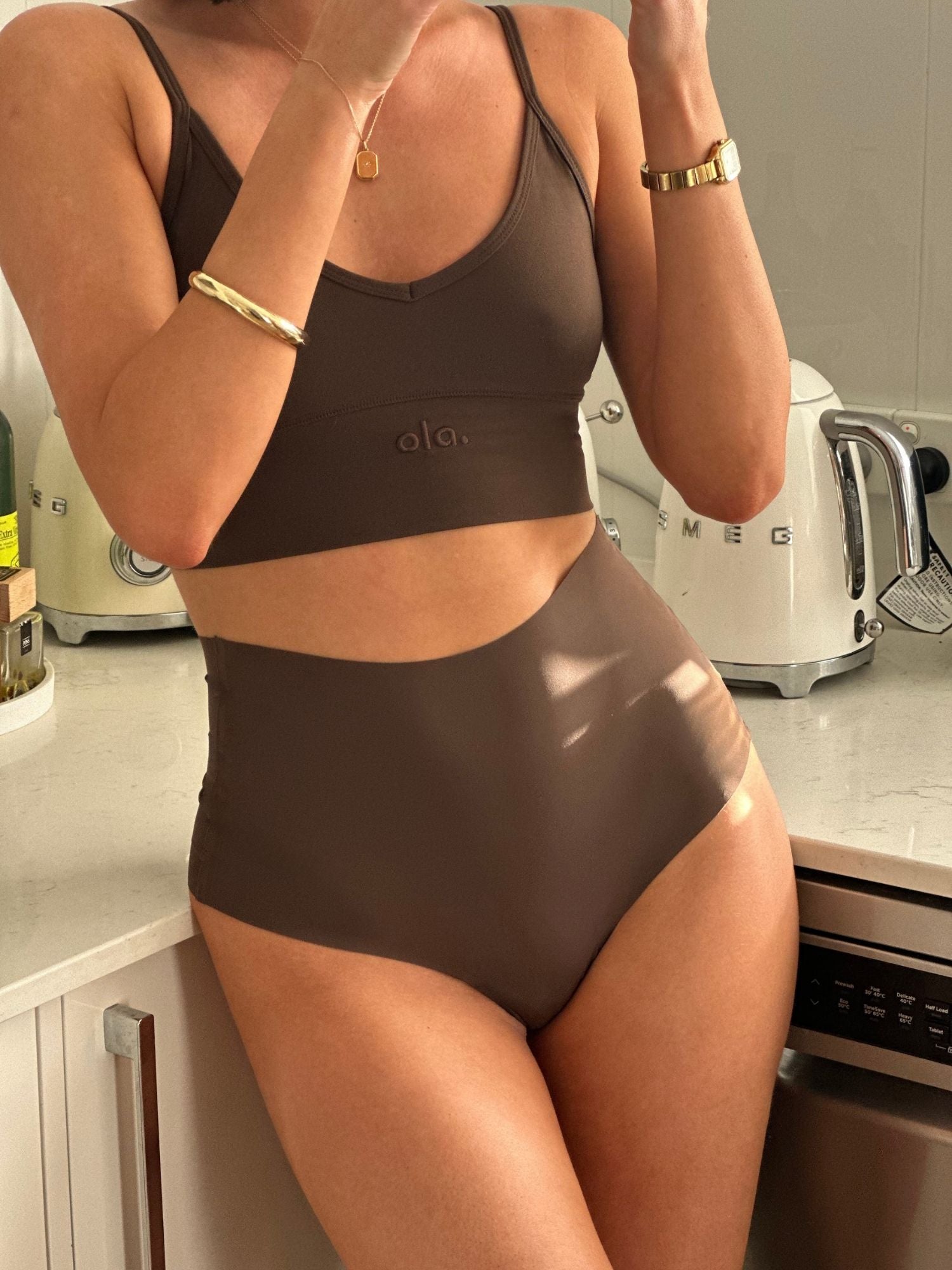 Hot Fudge V Crop model lifestyle standing