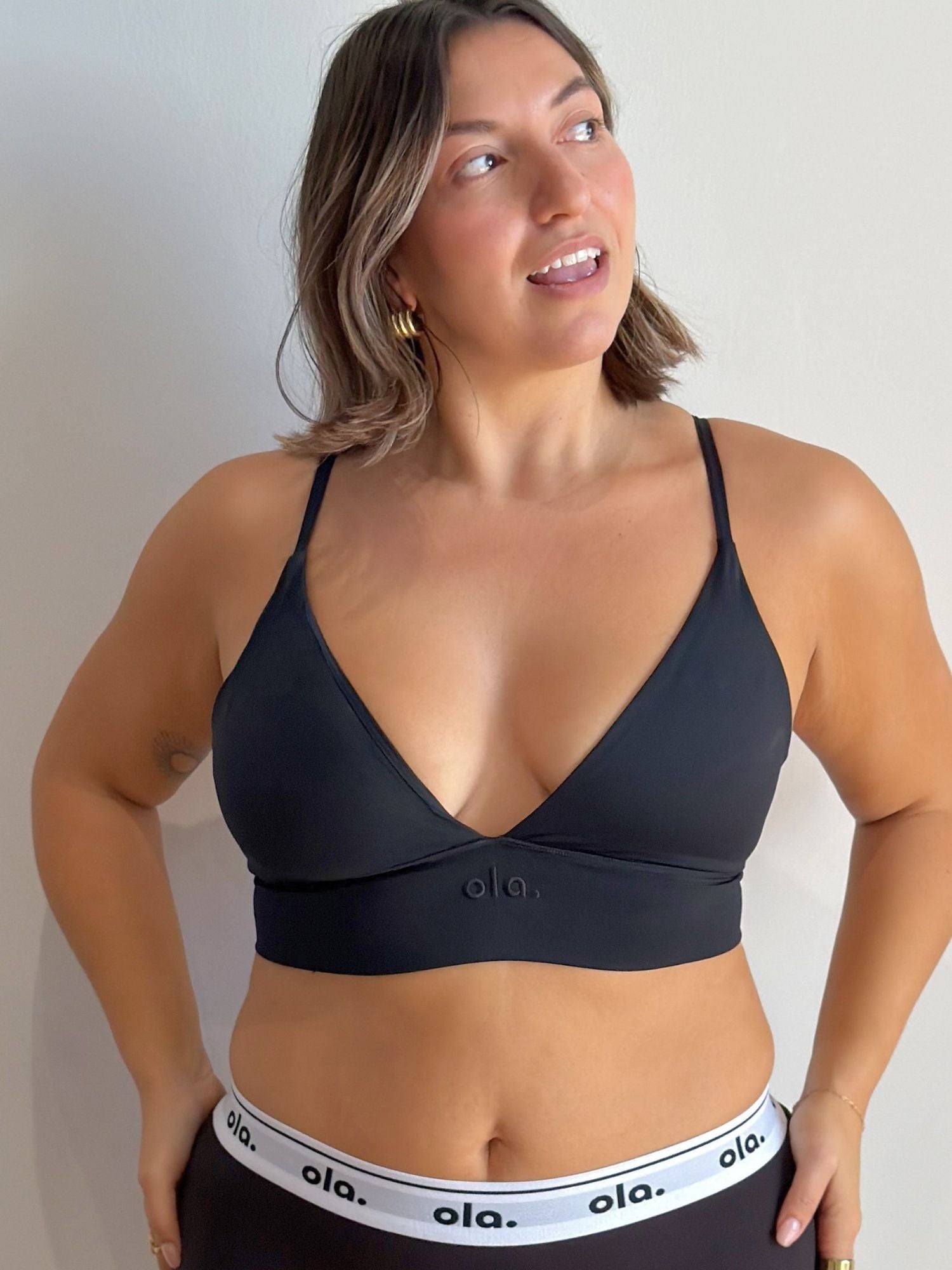 Black Plunge Crop model back view