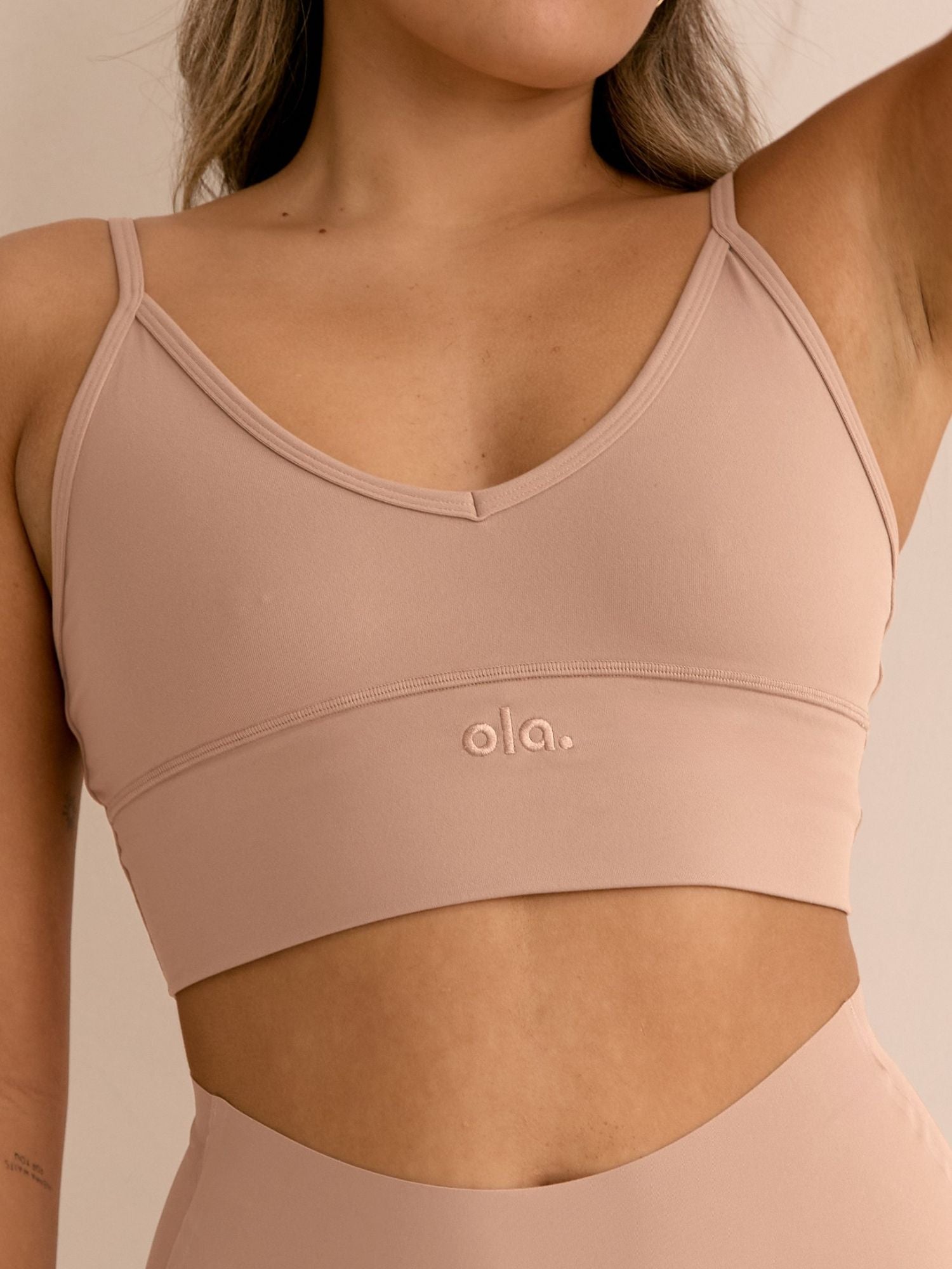 V Crop – Cream Tan