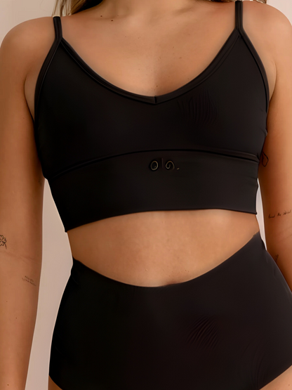 V Crop V2 – Black