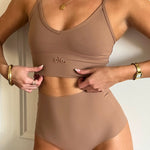 Macchiato V Crop model back view