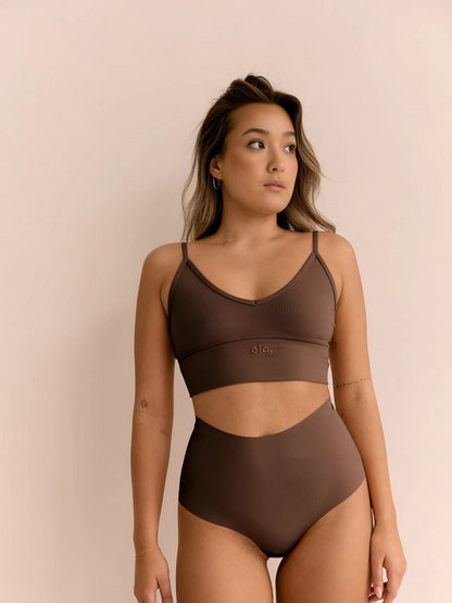 V Crop V2 – Hot Fudge
